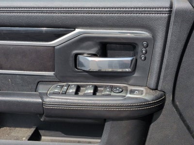 2022 RAM 2500 Laramie Crew Cab 4x4 6'4" Box