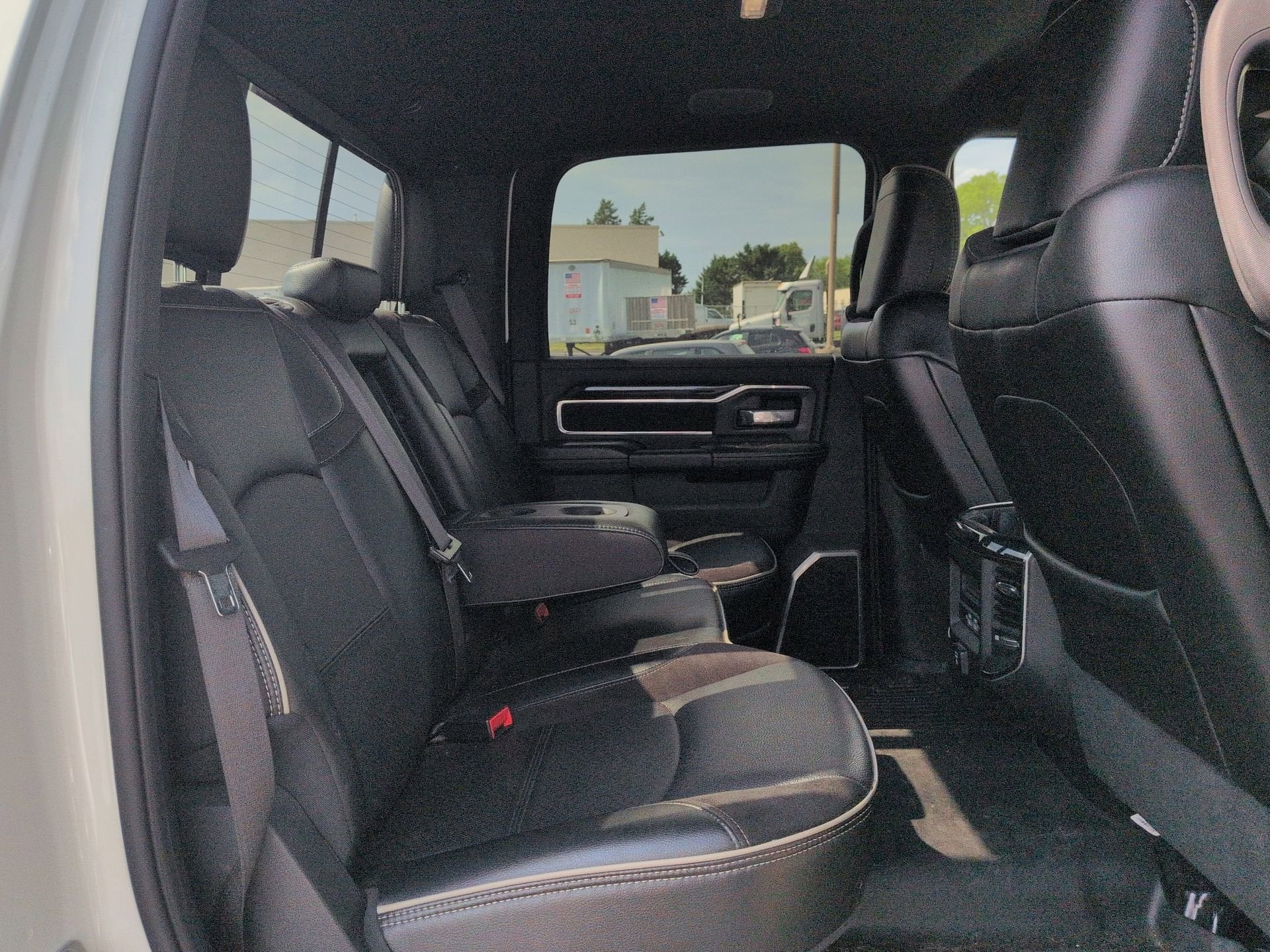 2022 RAM 2500 Laramie Crew Cab 4x4 6'4" Box