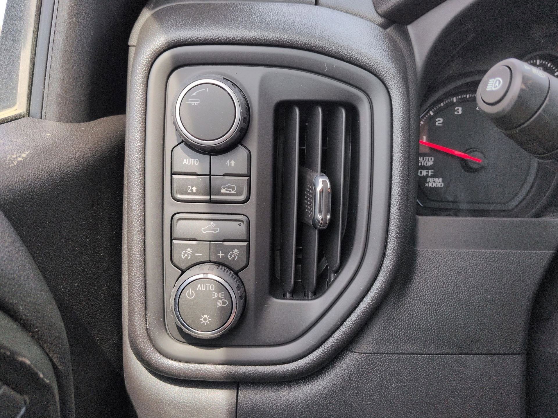 2026 Chevrolet Silverado 1500 WT Regular Cab Long Box 4WD