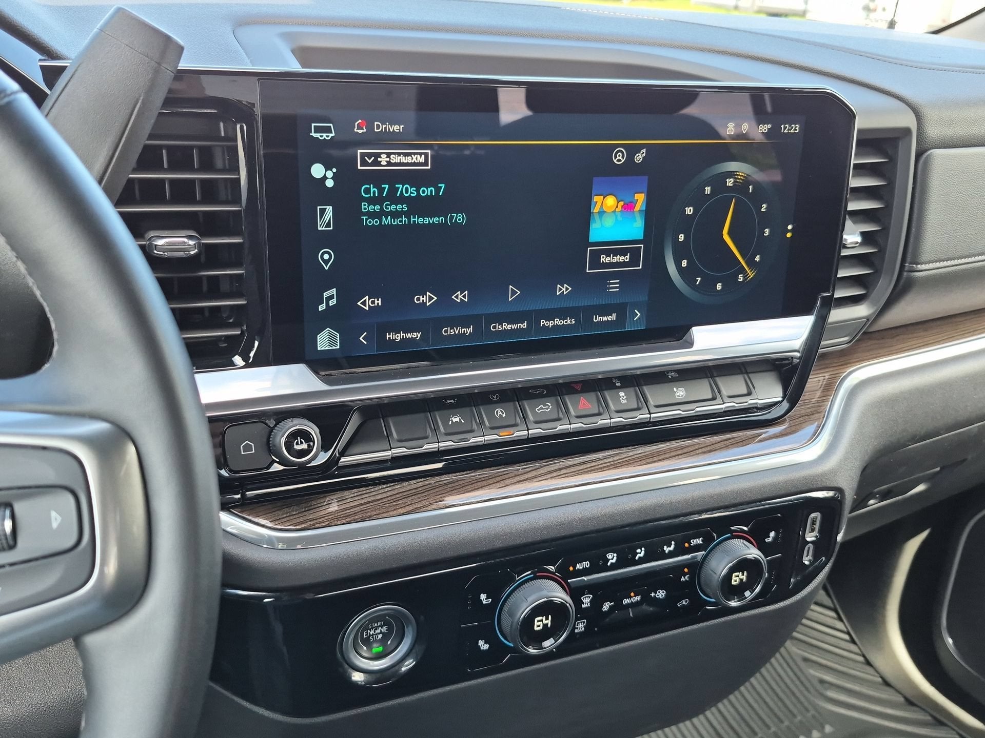 2024 Chevrolet Silverado 1500 LT (2FL)