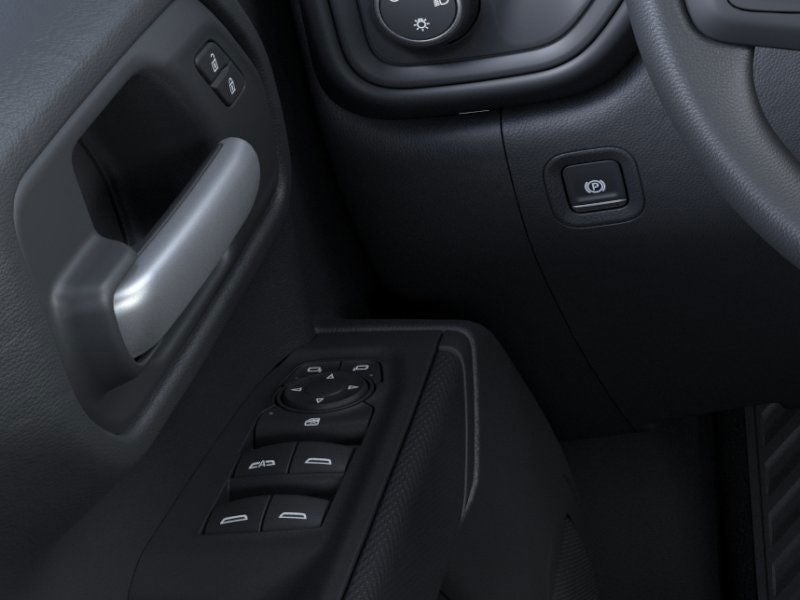 2026 Chevrolet Silverado 1500 Custom Trail Boss Crew Cab Short Box 4WD