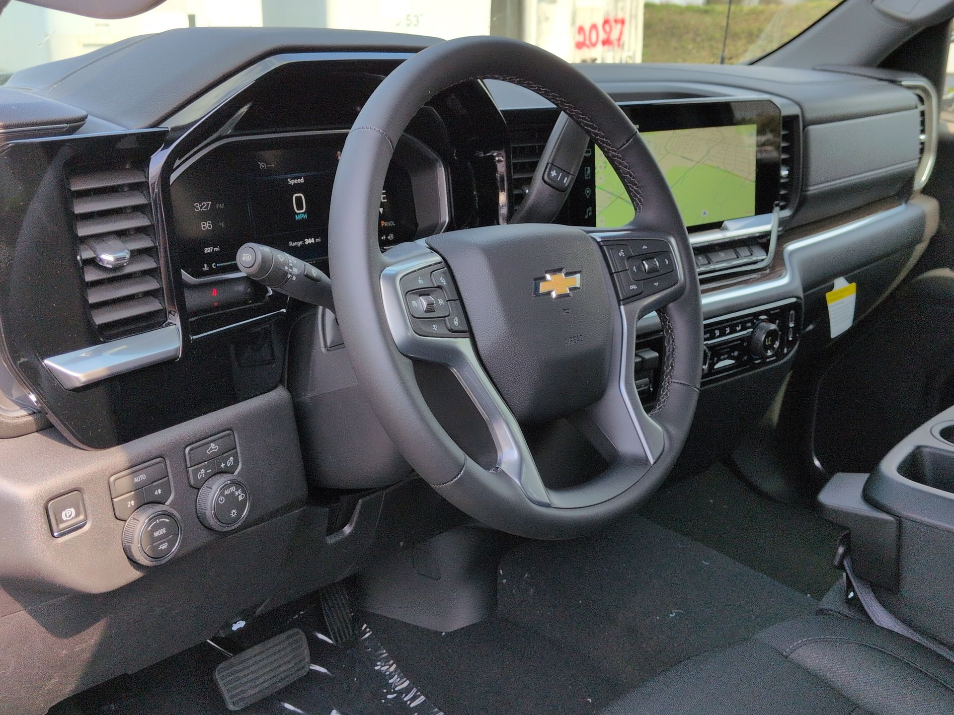2026 Chevrolet Silverado 1500 LT (2FL) Crew Cab Short Box 4WD