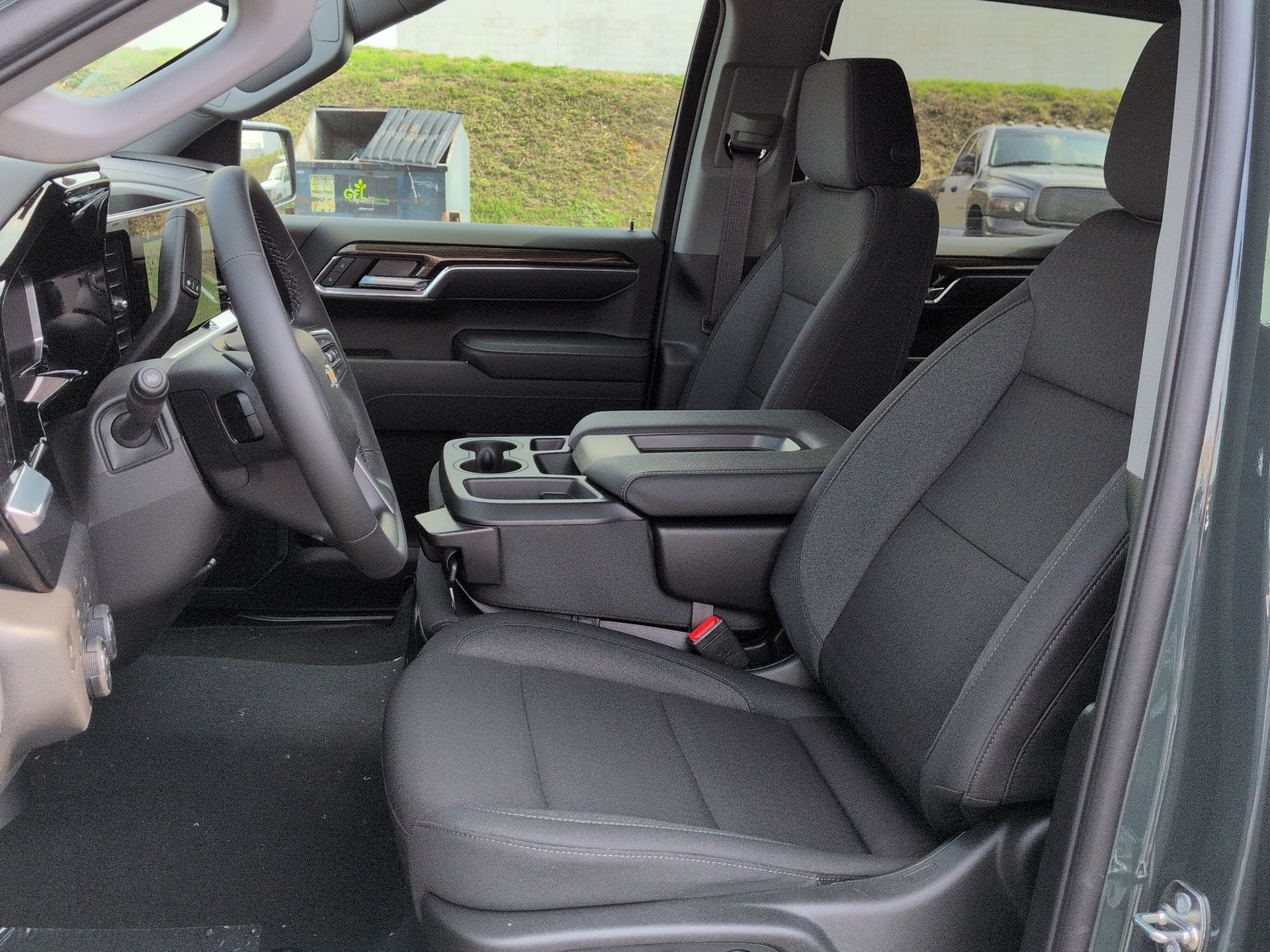 2026 Chevrolet Silverado 1500 LT (2FL) Crew Cab Short Box 4WD