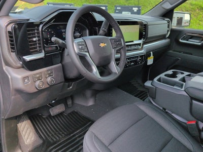 2026 Chevrolet Silverado 1500 LT (2FL) Crew Cab Short Box 4WD