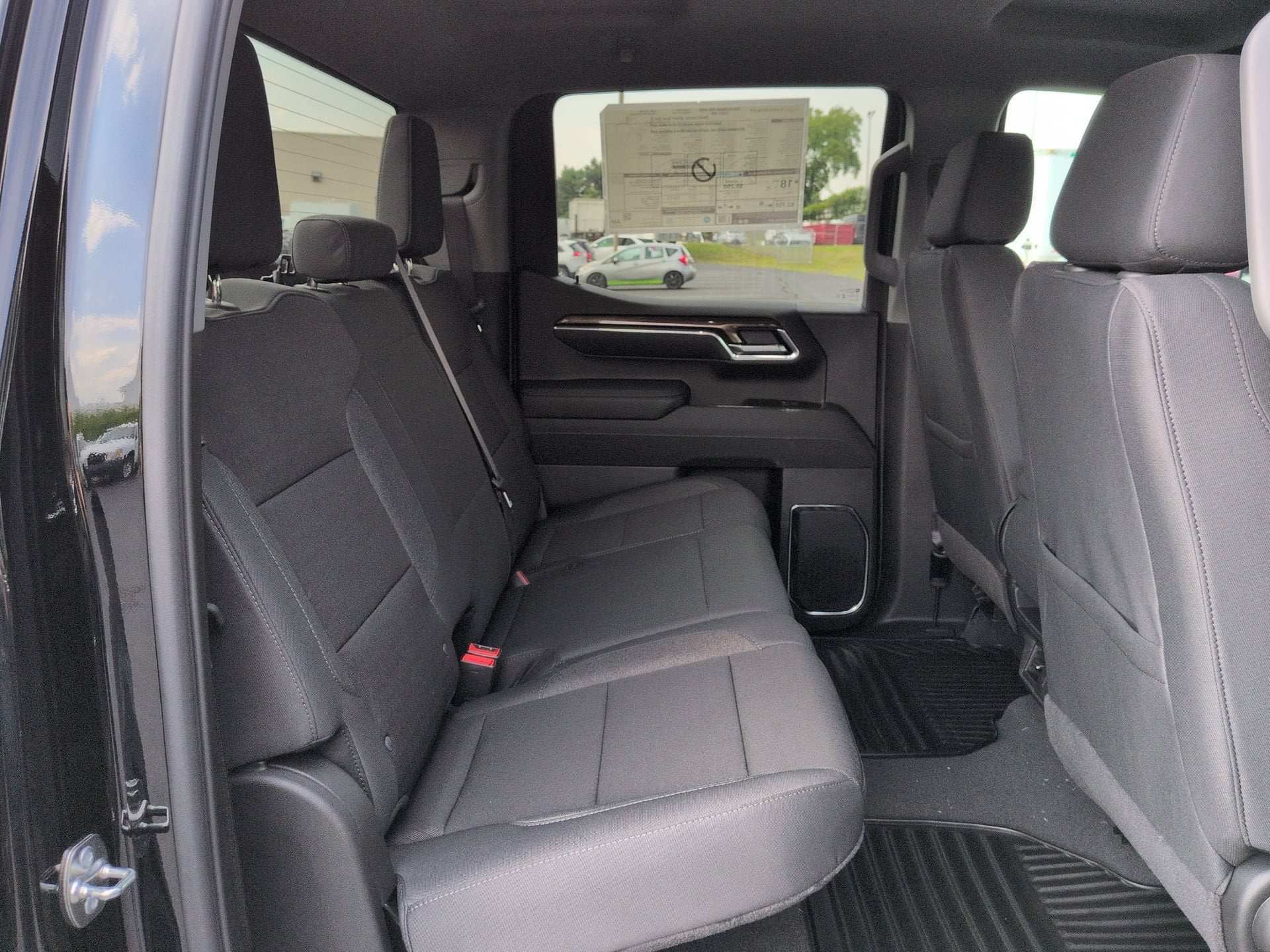 2026 Chevrolet Silverado 1500 LT (2FL) Crew Cab Short Box 4WD