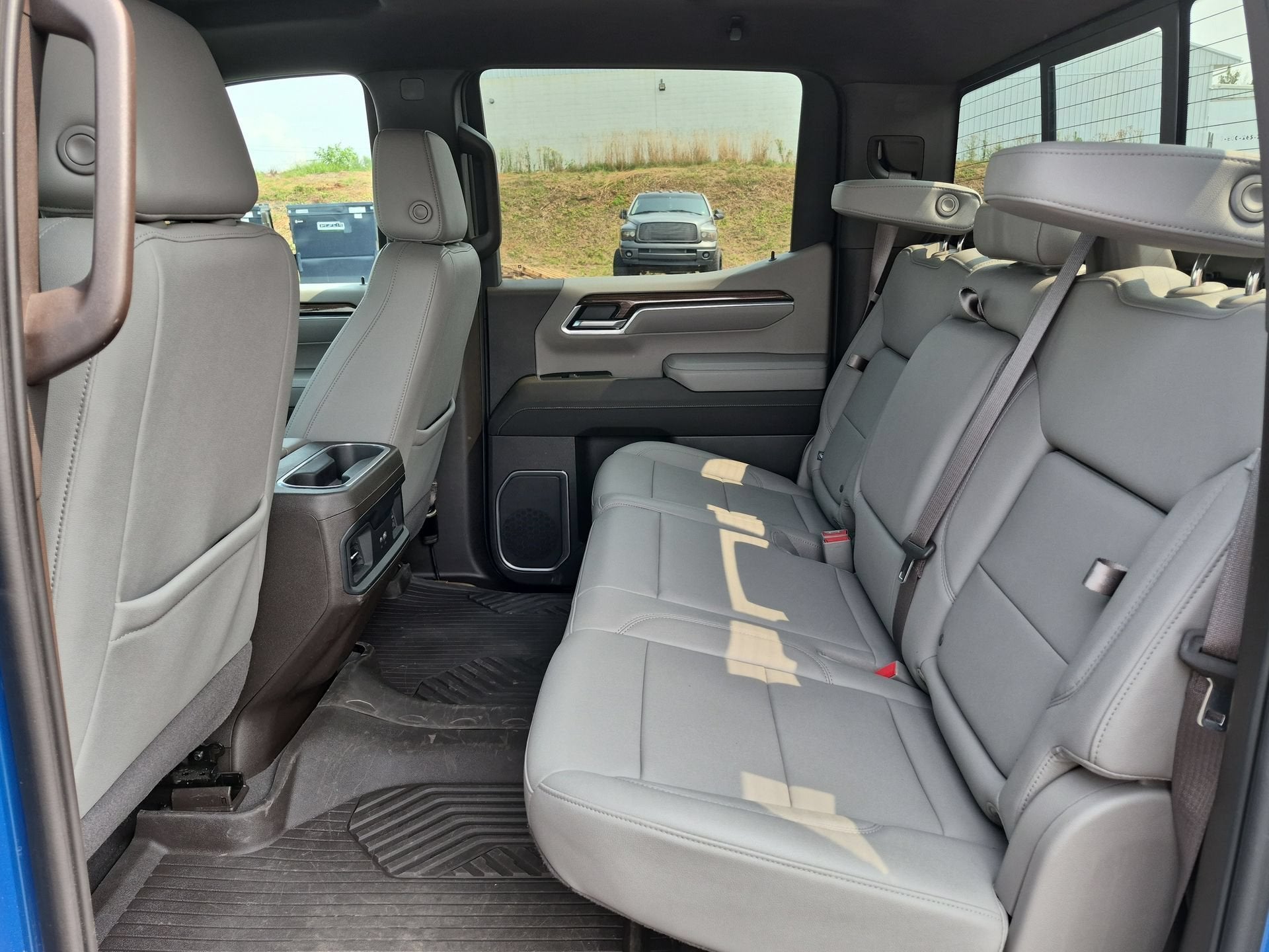 2023 Chevrolet Silverado 1500 LT Trail Boss - Photo 25