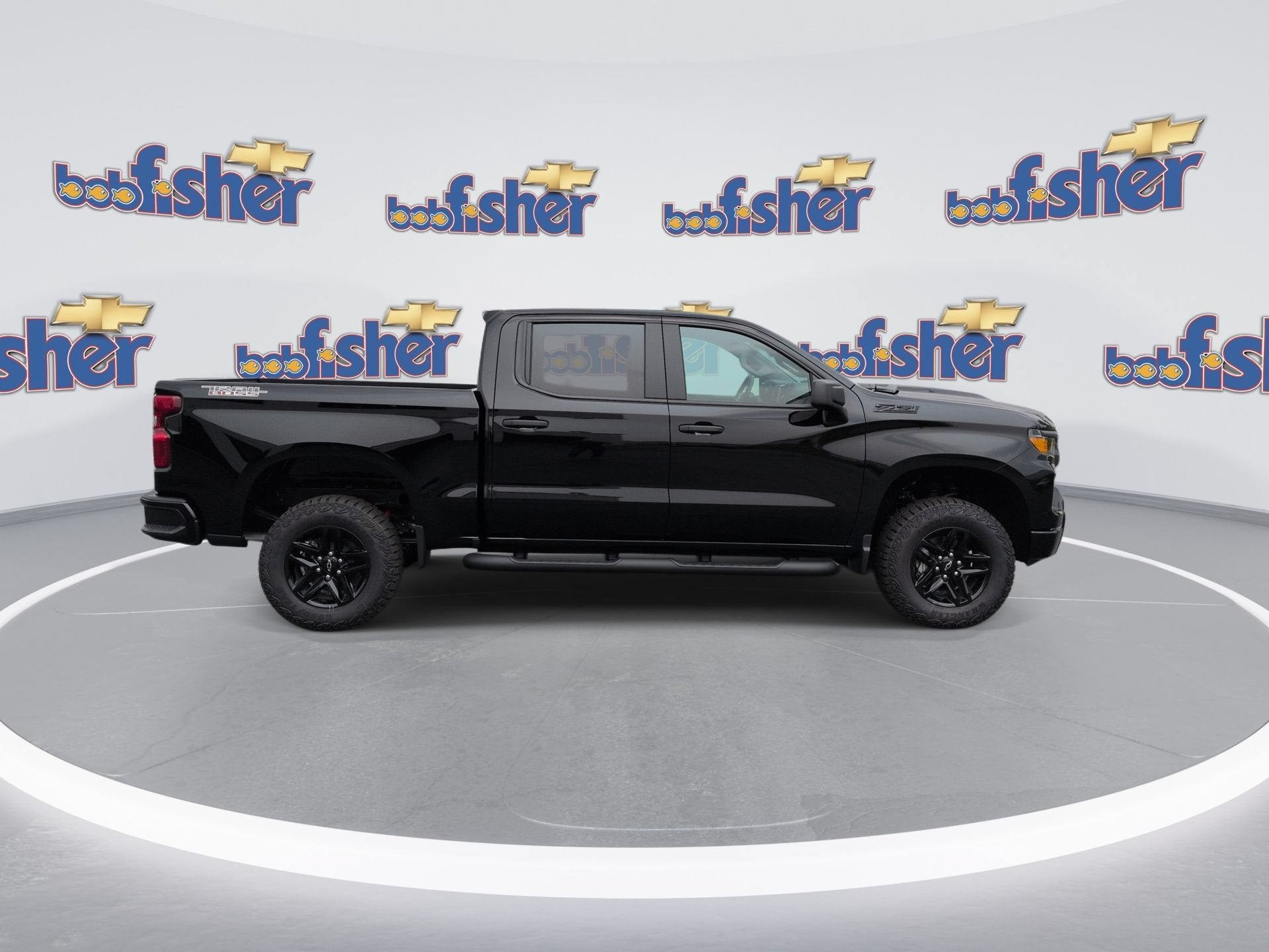 2026 Chevrolet Silverado 1500 Custom Trail Boss Crew Cab Short Box 4WD
