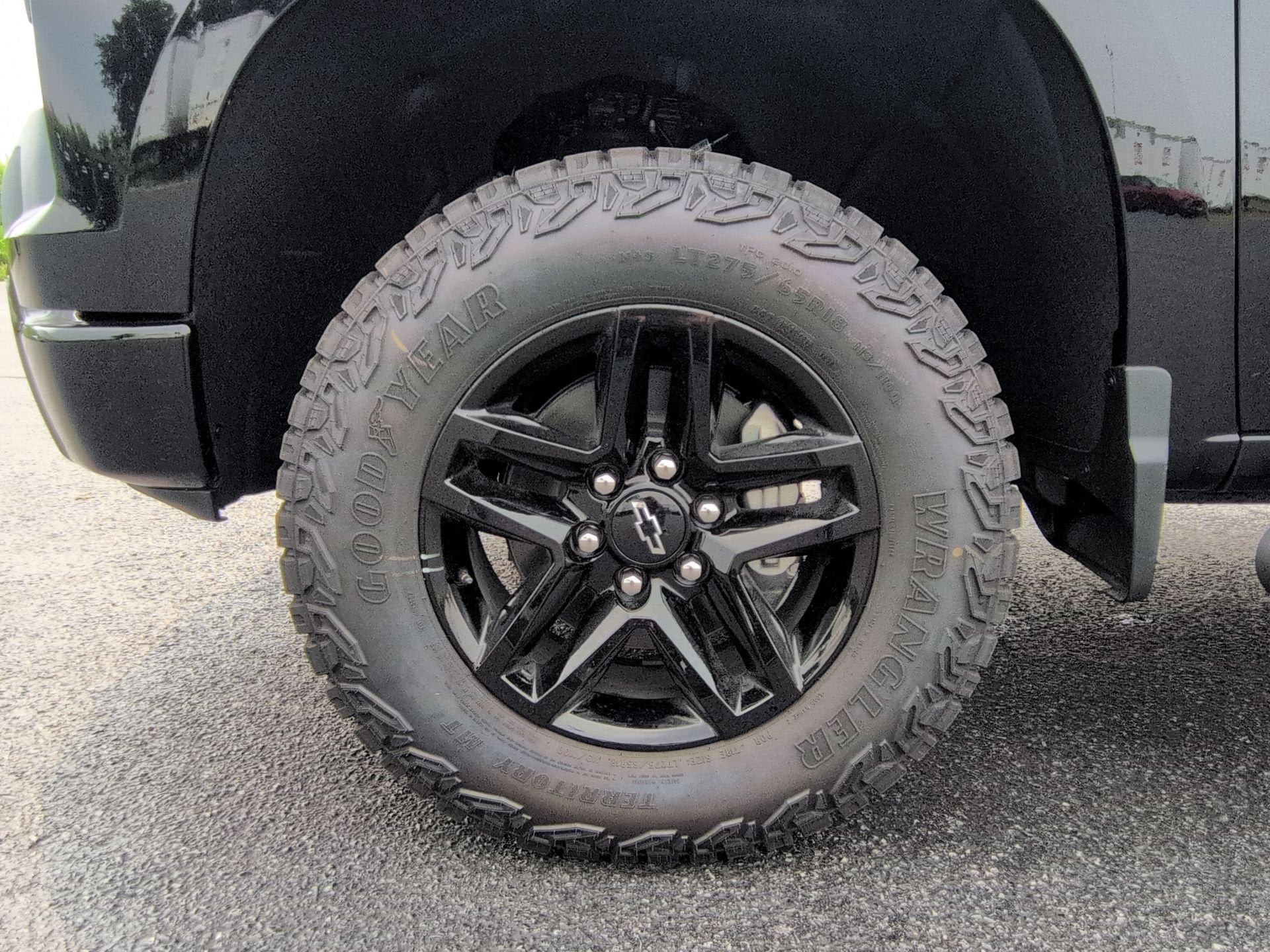 2026 Chevrolet Silverado 1500 Custom Trail Boss Crew Cab Short Box 4WD