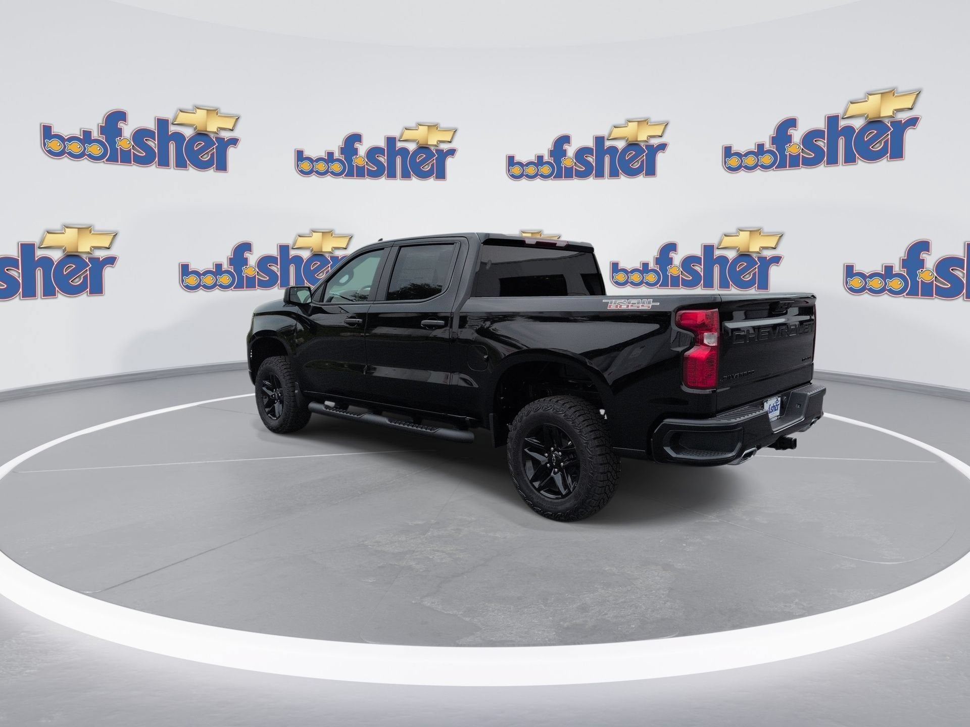 2026 Chevrolet Silverado 1500 Custom Trail Boss Crew Cab Short Box 4WD