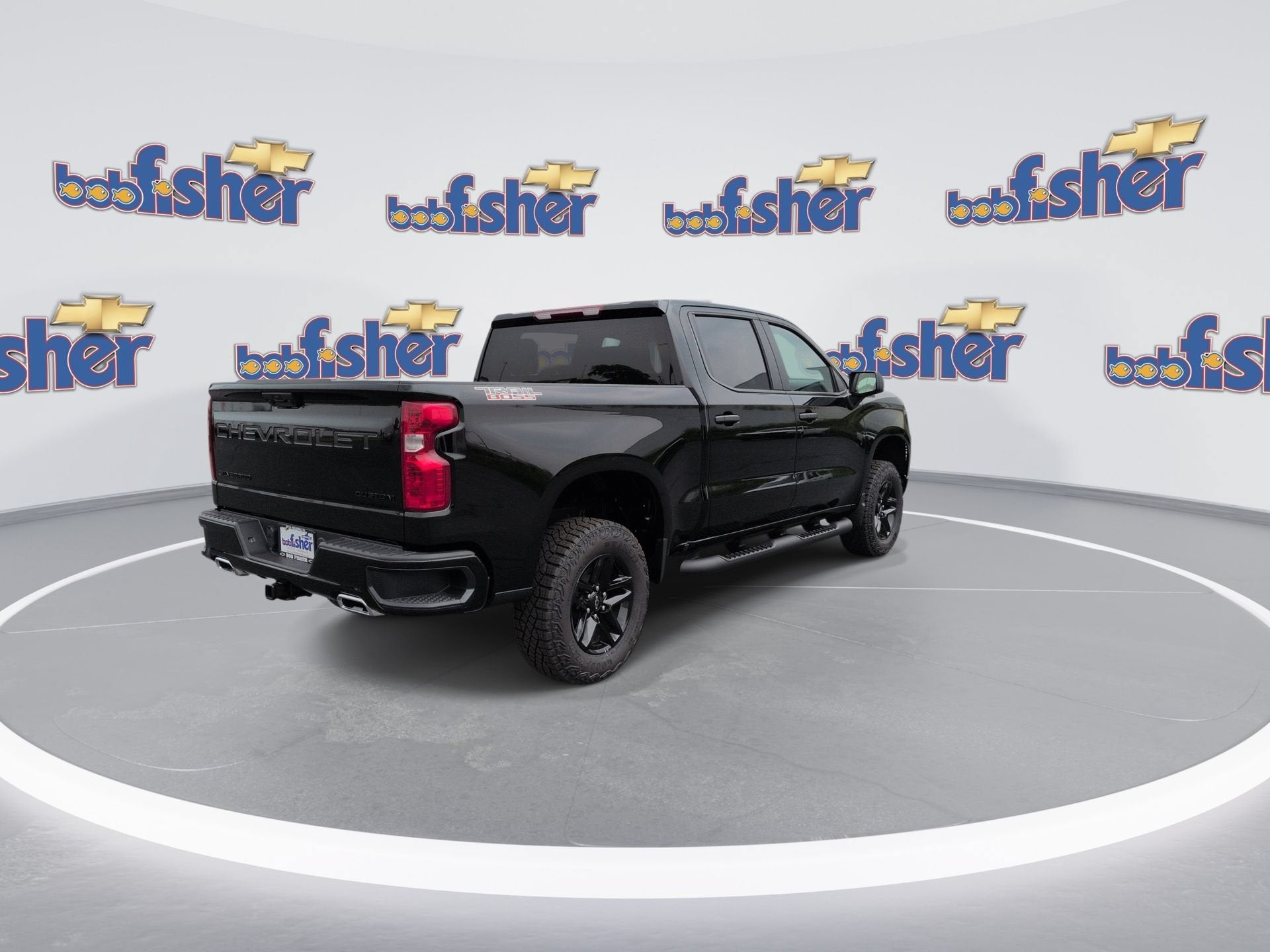 2026 Chevrolet Silverado 1500 Custom Trail Boss Crew Cab Short Box 4WD