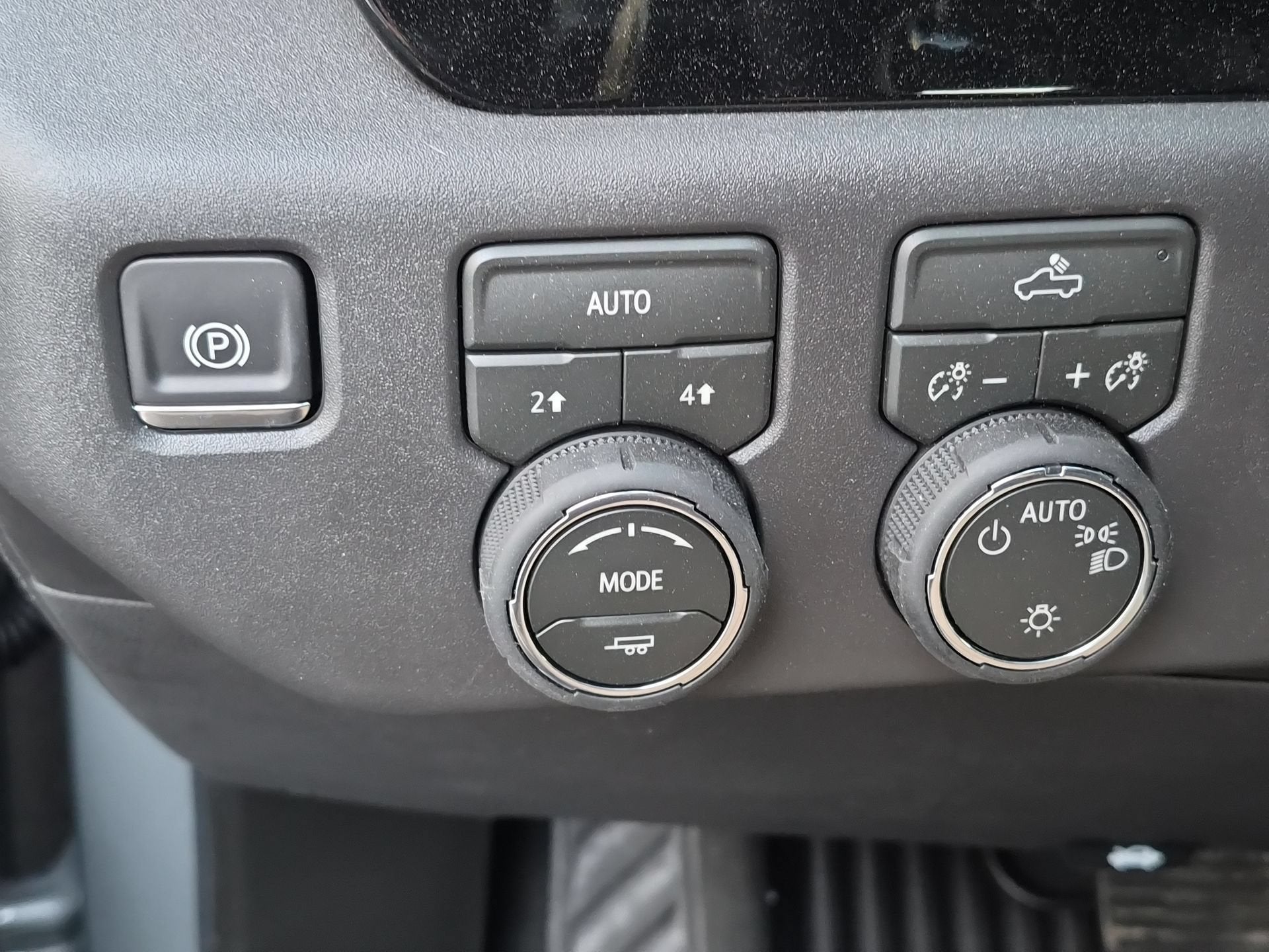 2026 Chevrolet Silverado 1500 LT Crew Cab Standard Box 4WD
