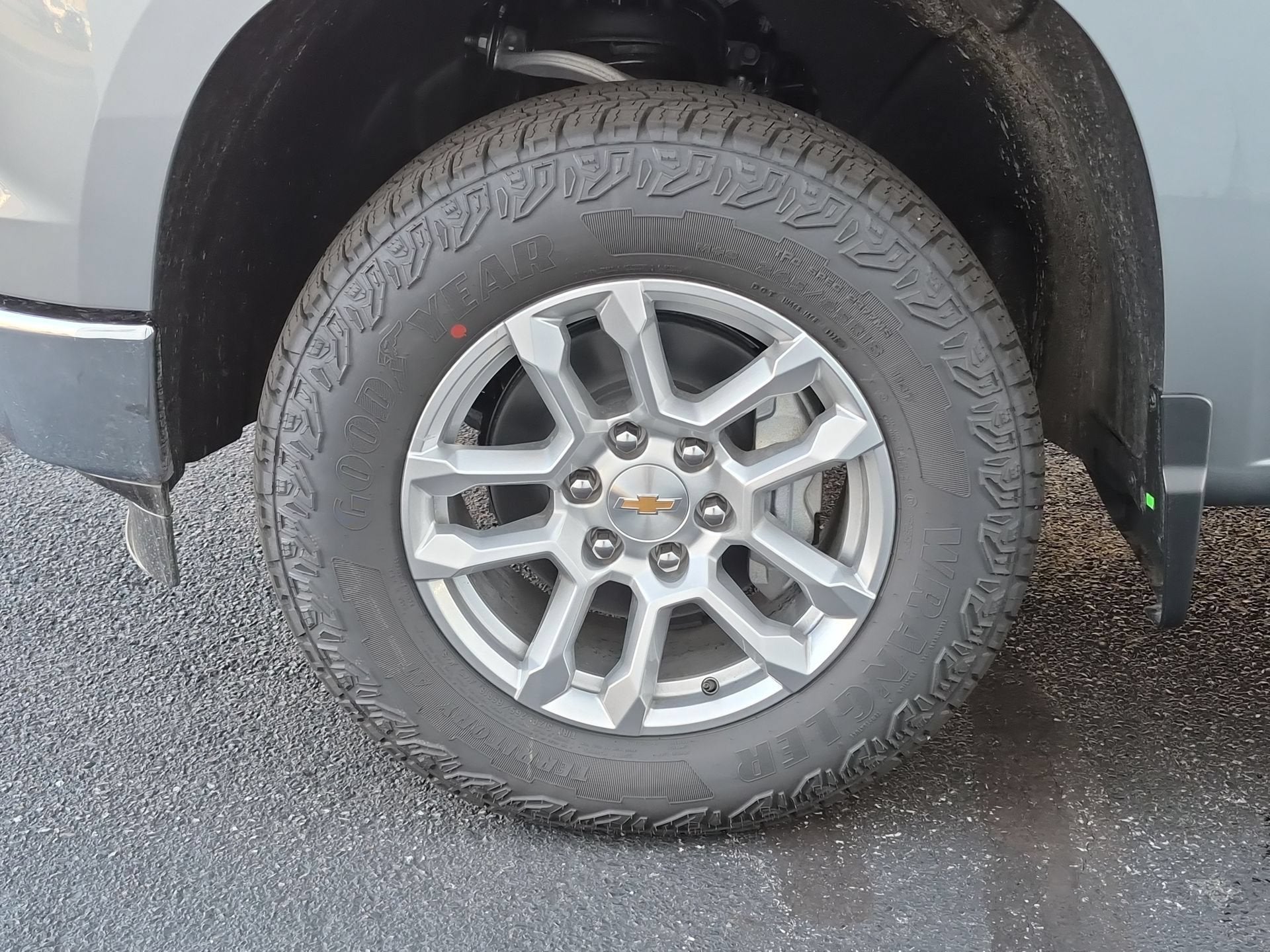 2026 Chevrolet Silverado 1500 LT Crew Cab Standard Box 4WD