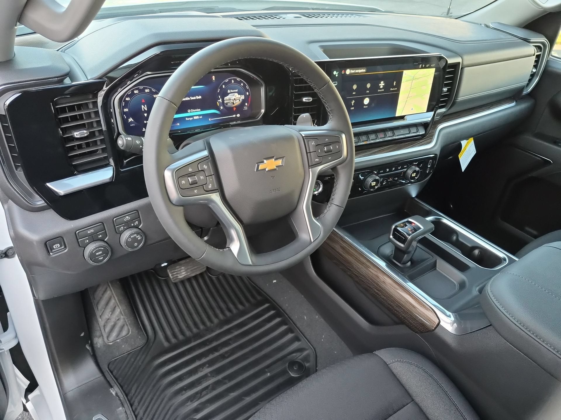 2026 Chevrolet Silverado 1500 LT - Photo 10