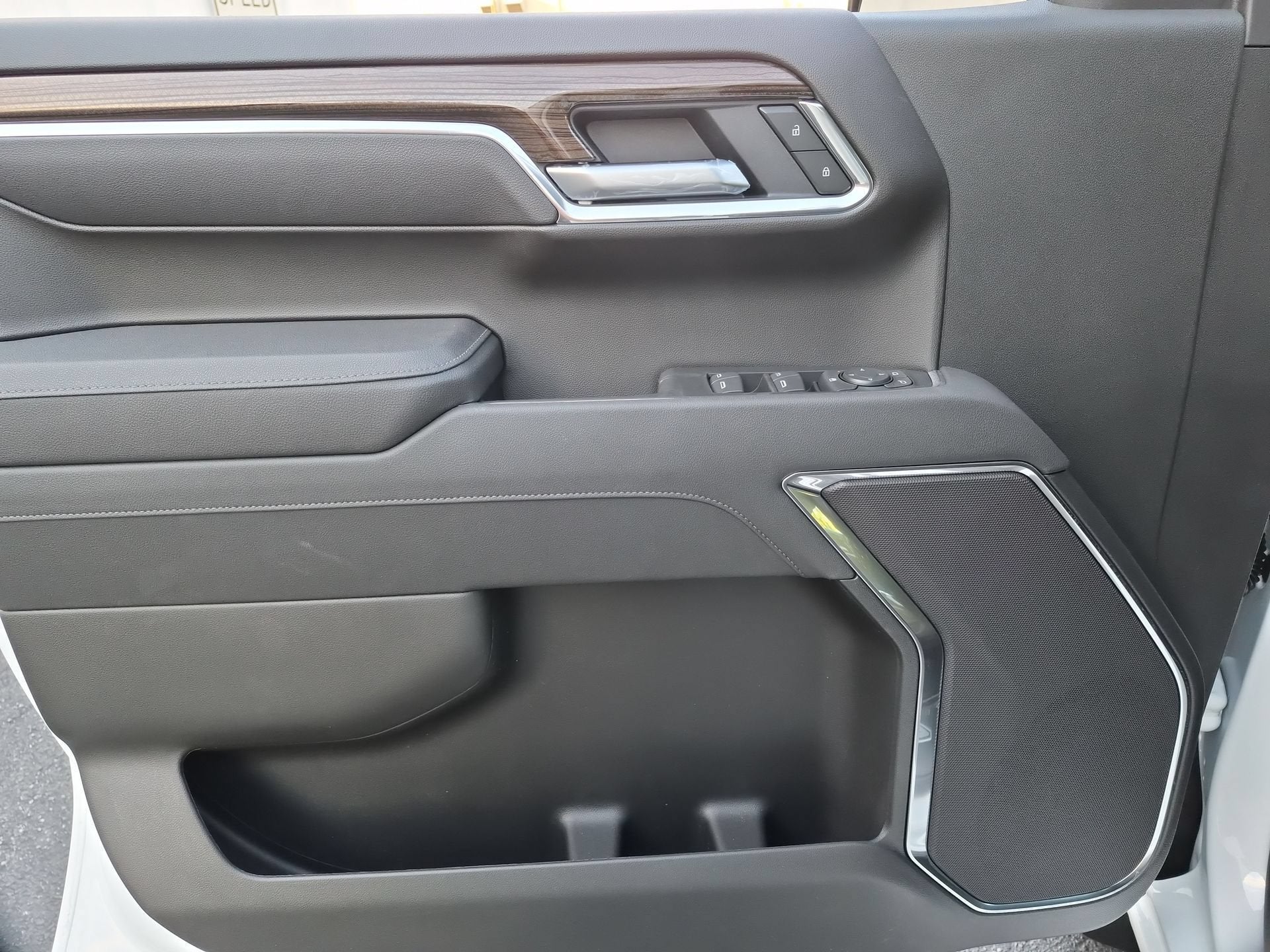 2026 Chevrolet Silverado 1500 LT Crew Cab Standard Box 4WD