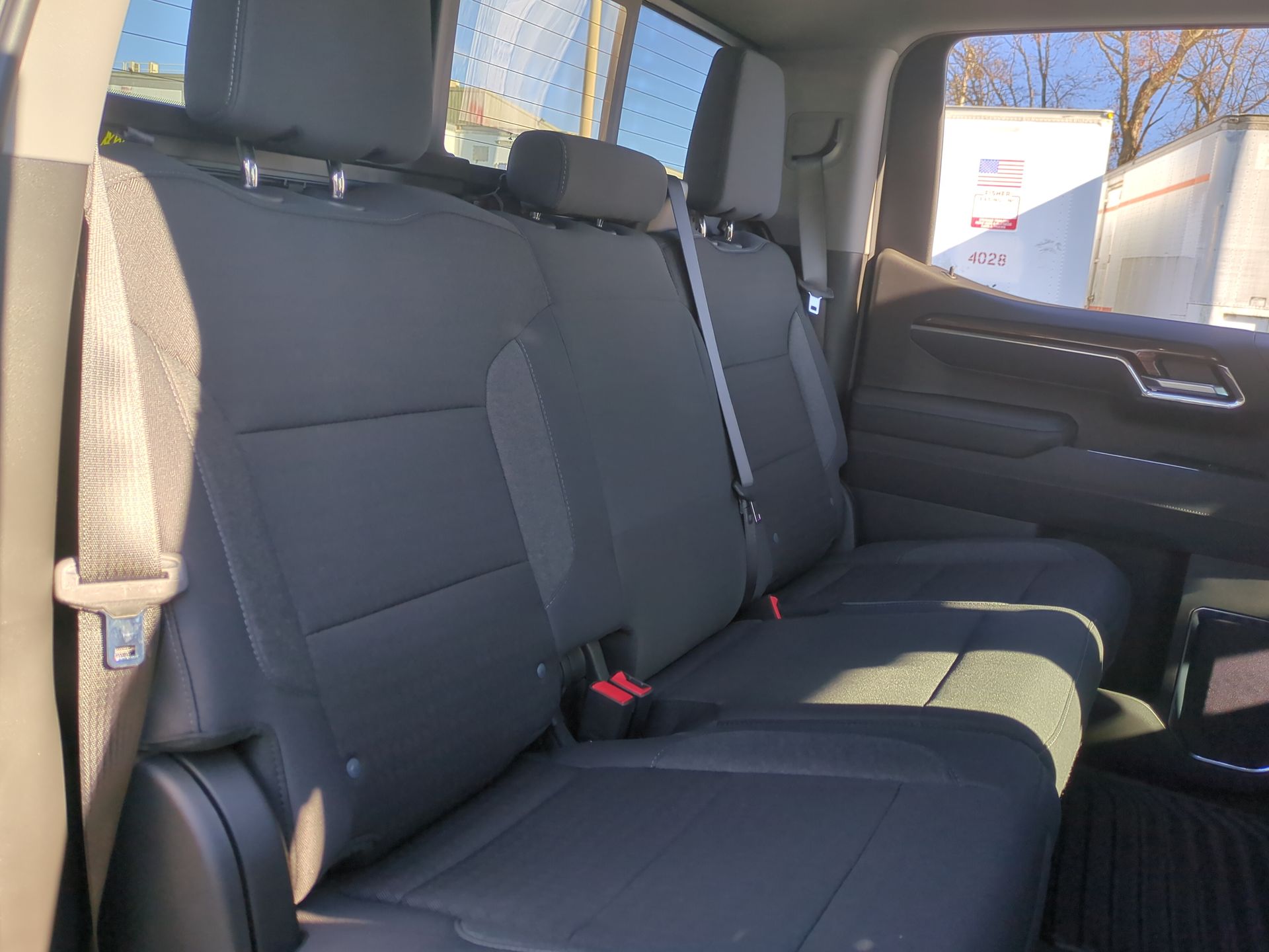 2026 Chevrolet Silverado 1500 LT Crew Cab Short Box 4WD