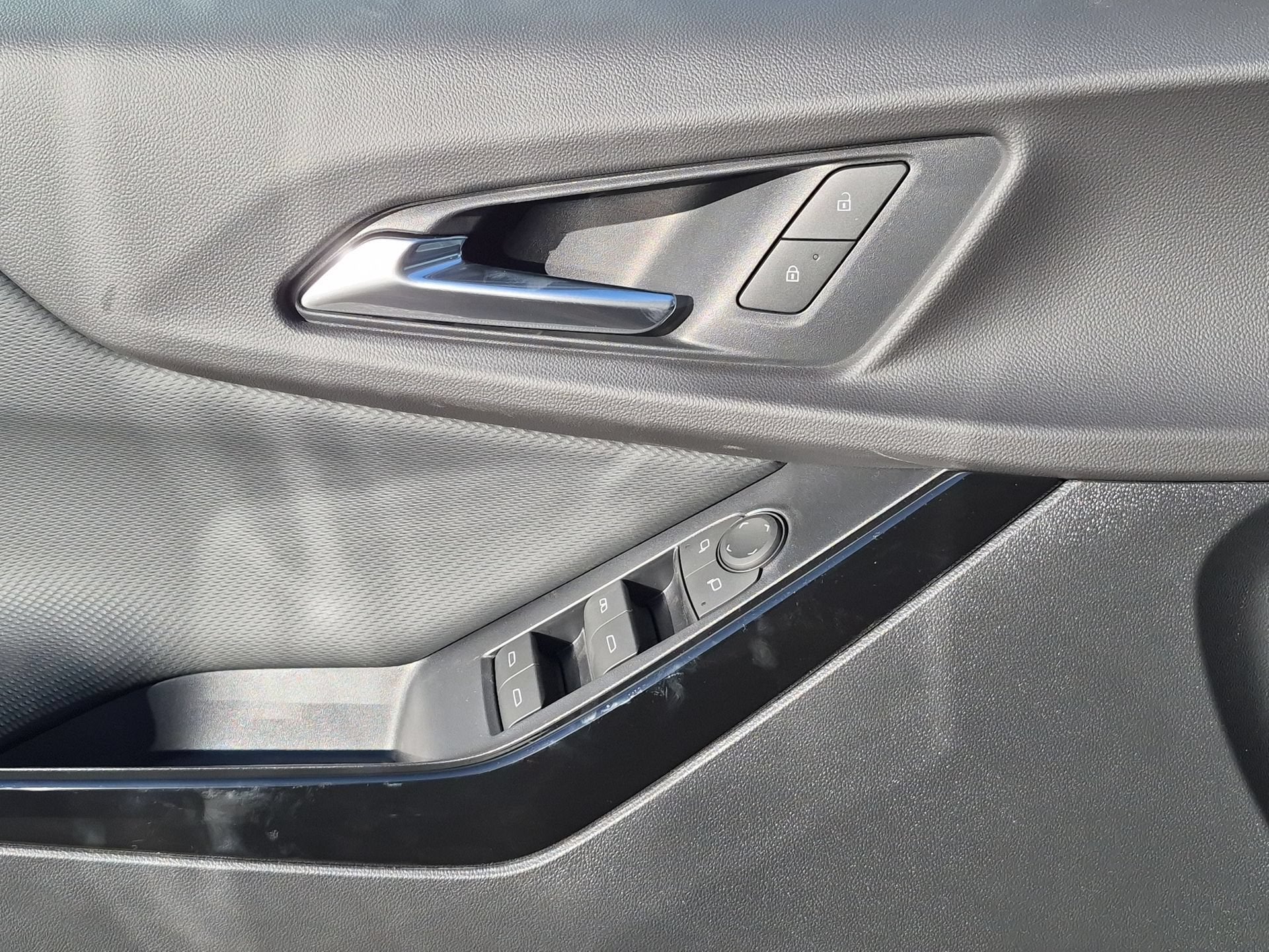 2027 Chevrolet Equinox LT SUV AWD
