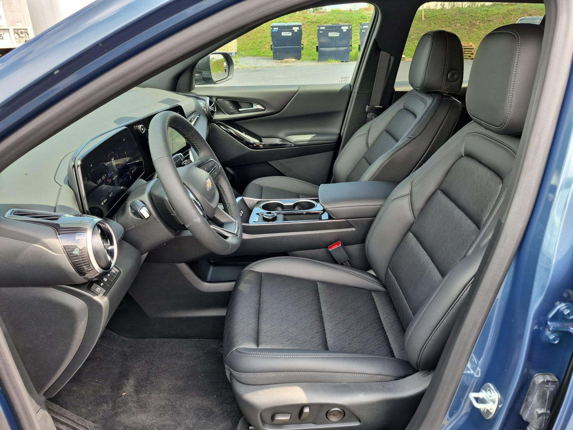 2027 Chevrolet Equinox LT SUV AWD