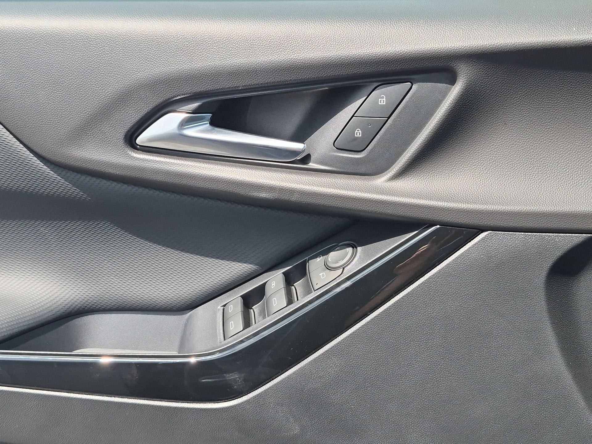 2027 Chevrolet Equinox LT SUV AWD