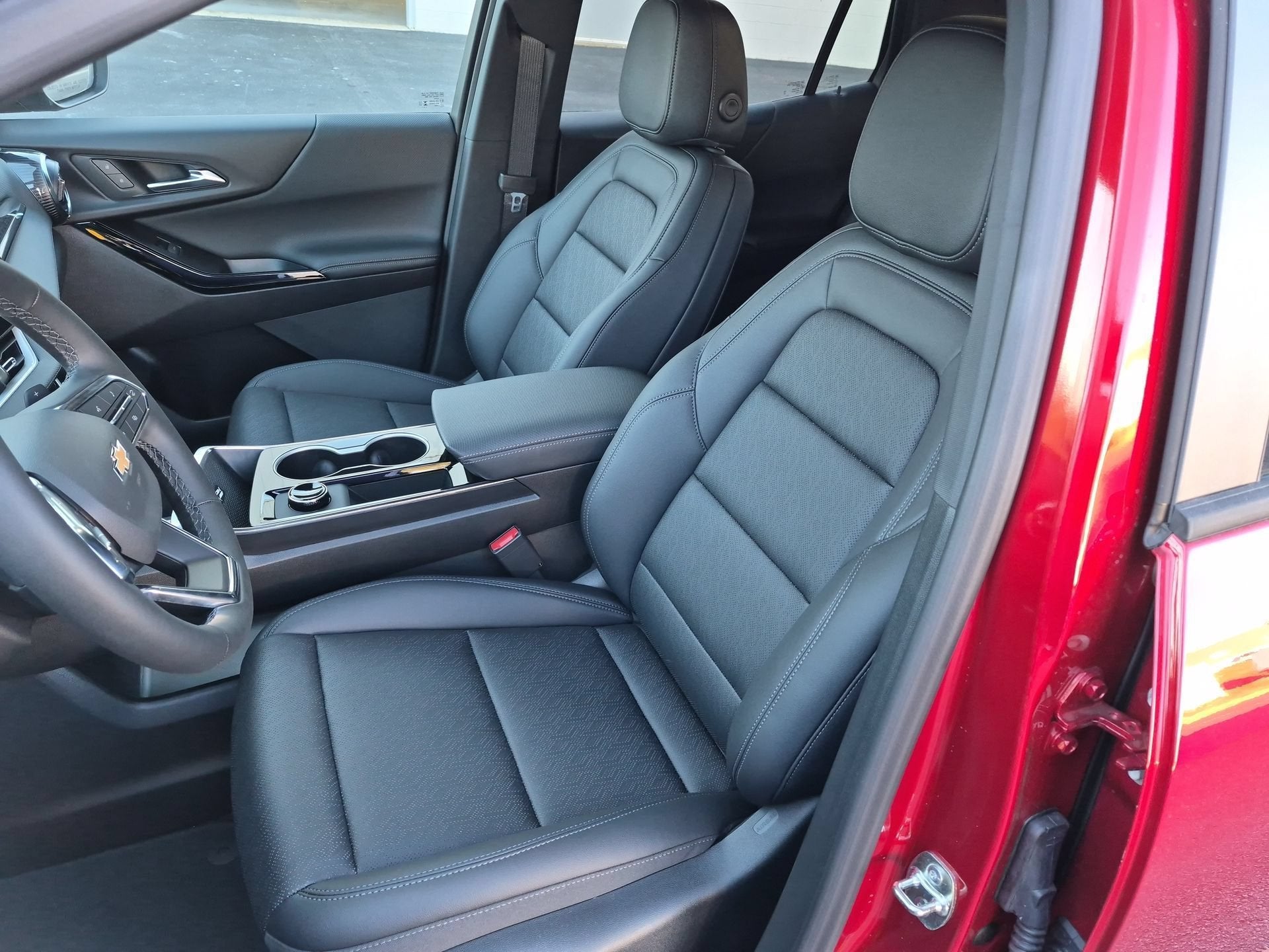 2027 Chevrolet Equinox LT SUV AWD