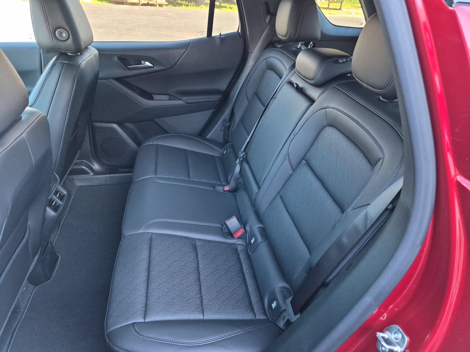 2027 Chevrolet Equinox LT SUV AWD