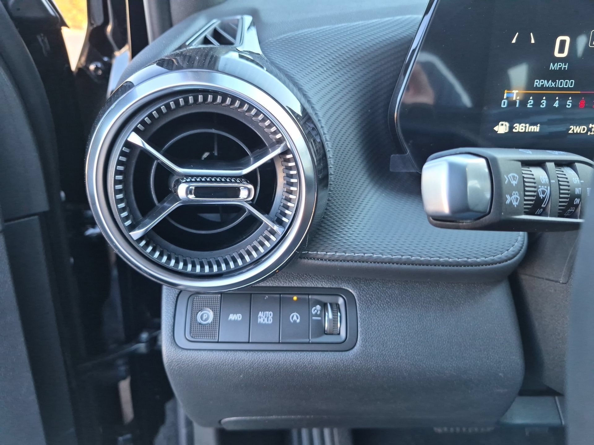 2027 Chevrolet Equinox LT SUV AWD