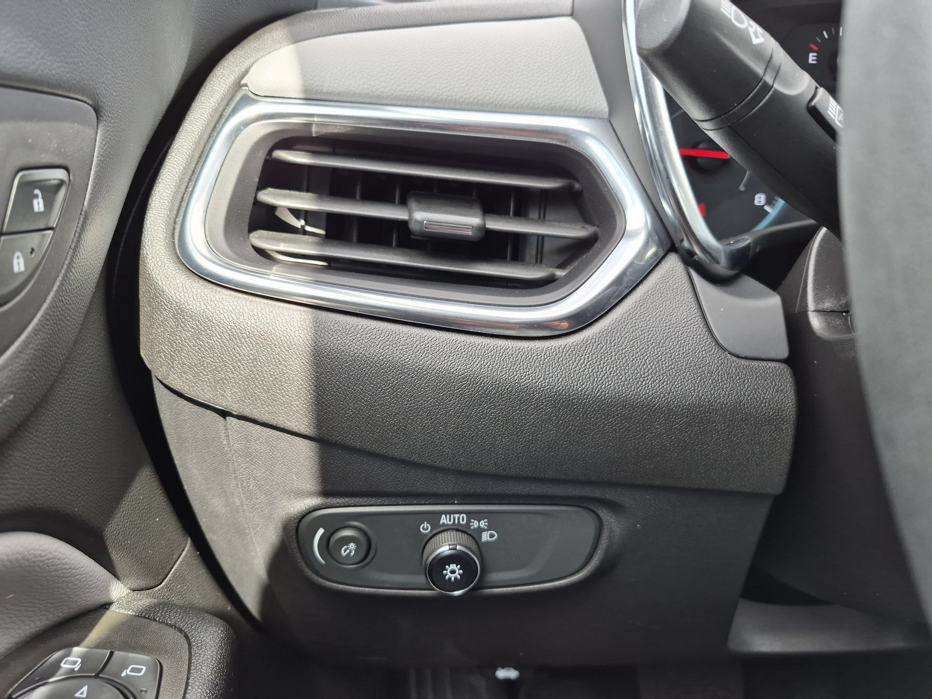 2024 Chevrolet Equinox LS - Photo 18
