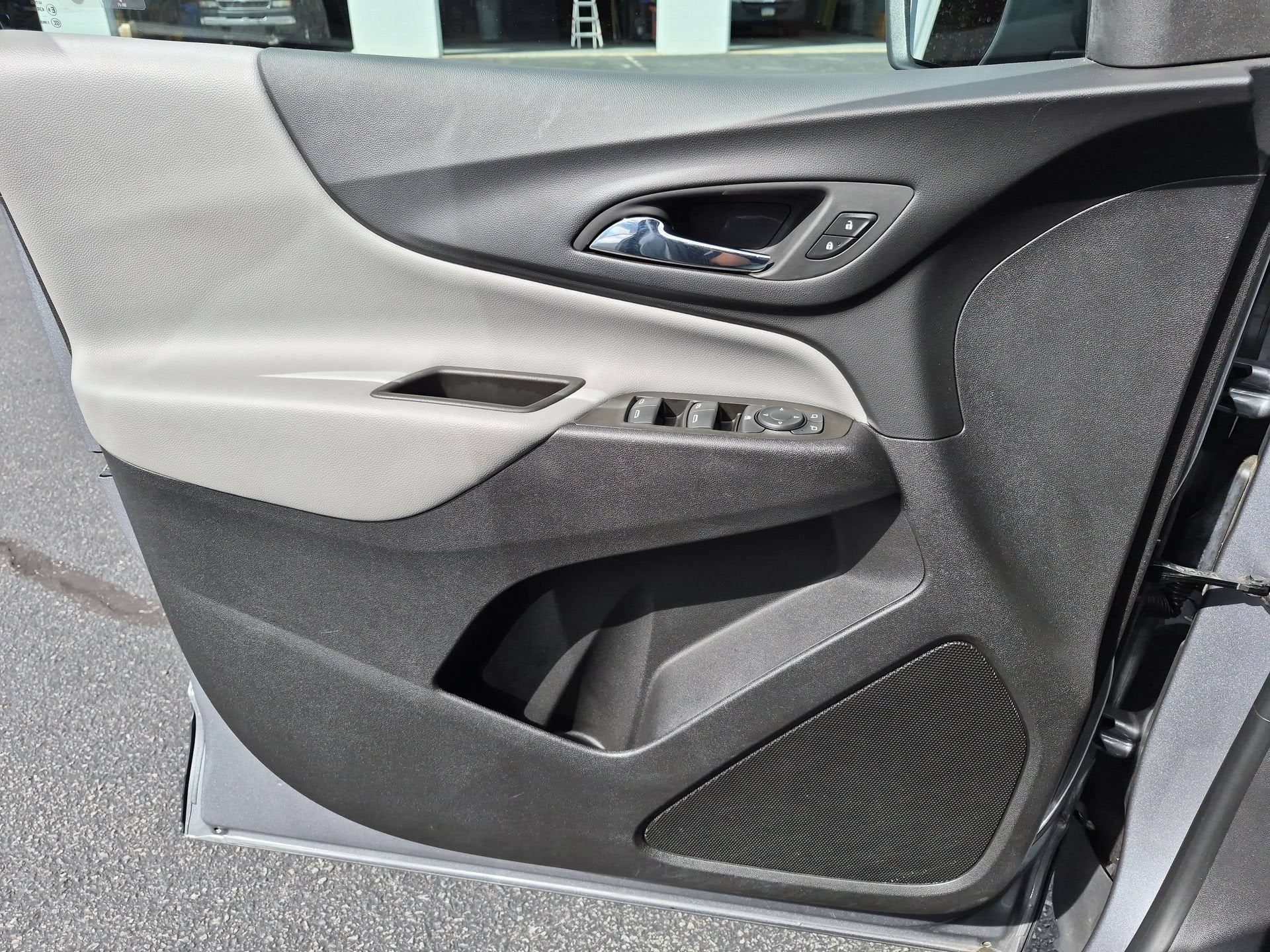 2024 Chevrolet Equinox LS - Photo 22