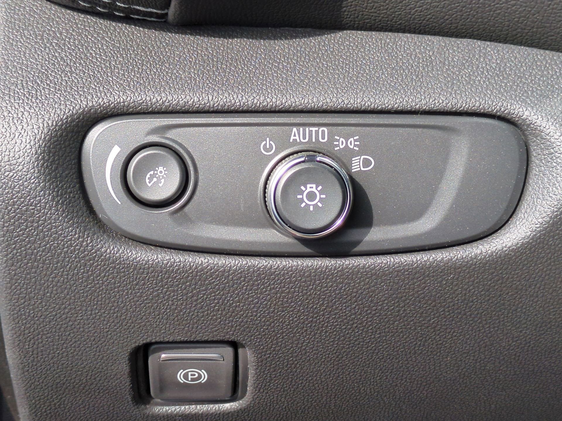 2025 Chevrolet Blazer 2LT SUV AWD