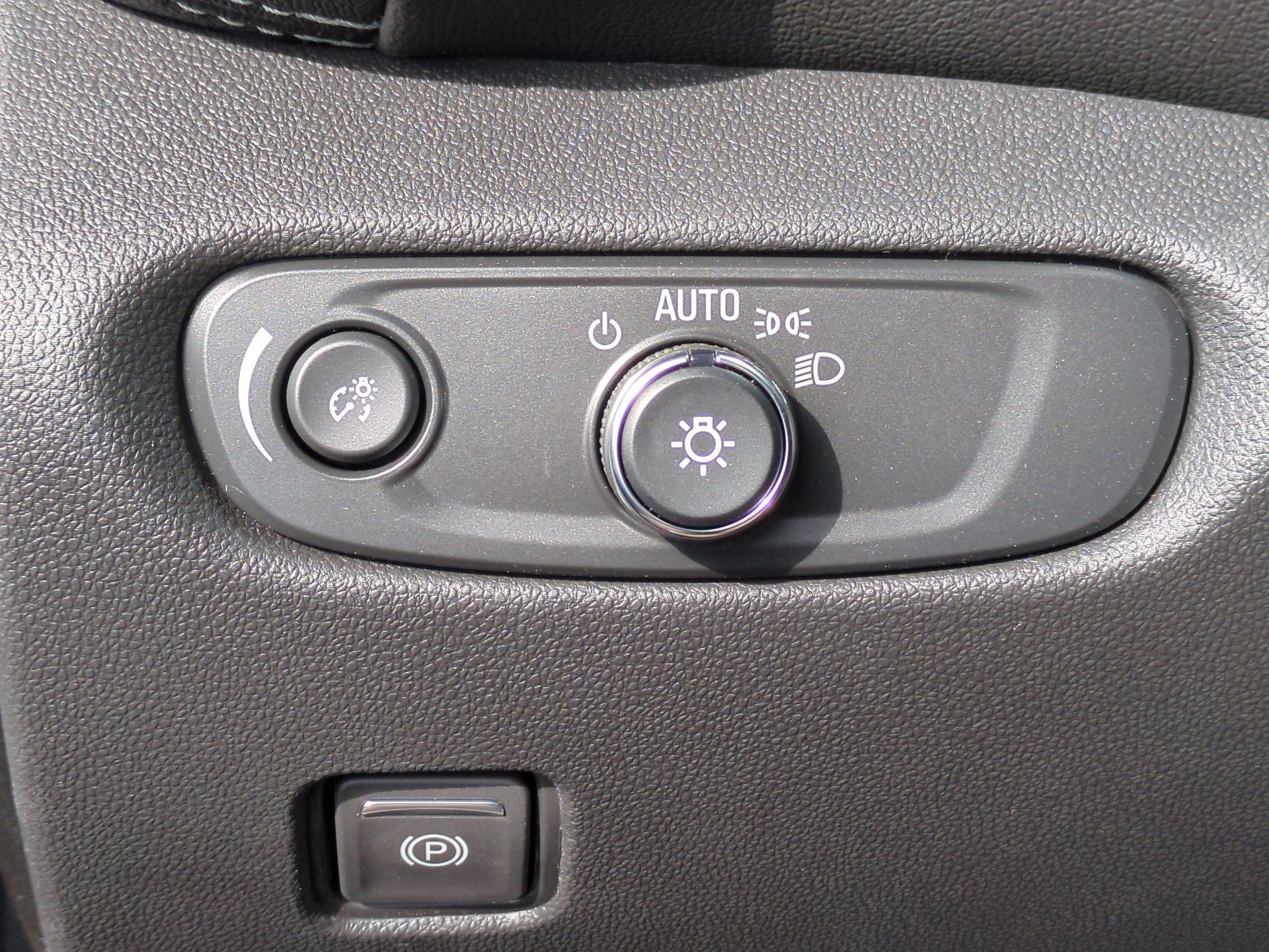 2025 Chevrolet Blazer 2LT SUV AWD