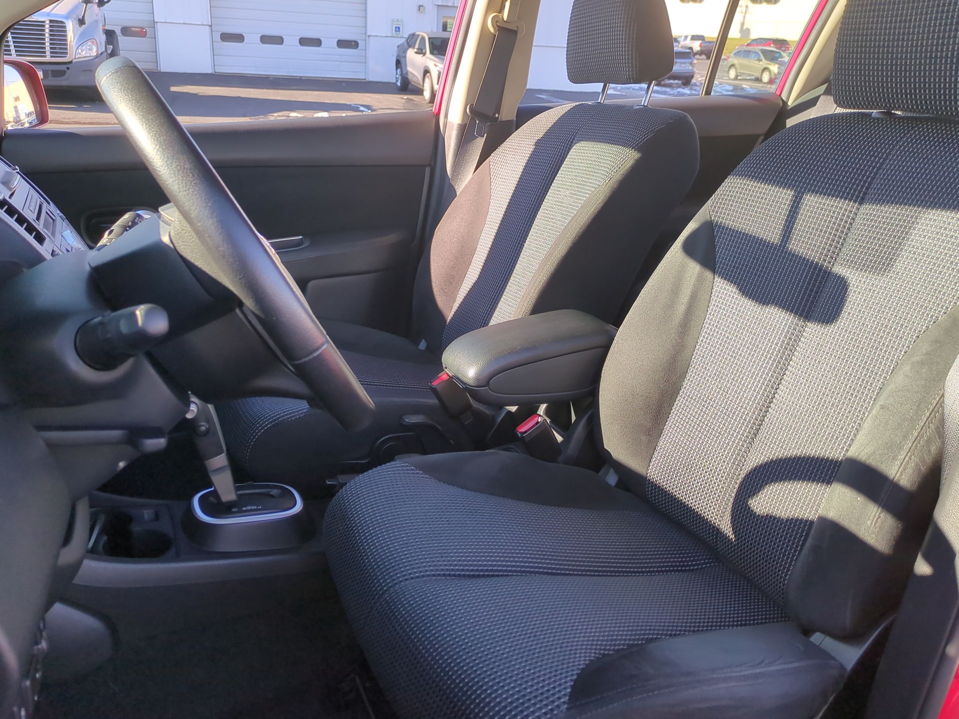 2012 Nissan Versa 1.8 SL