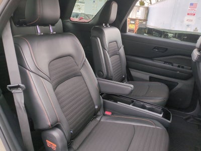 2024 Nissan Pathfinder Rock Creek 4WD