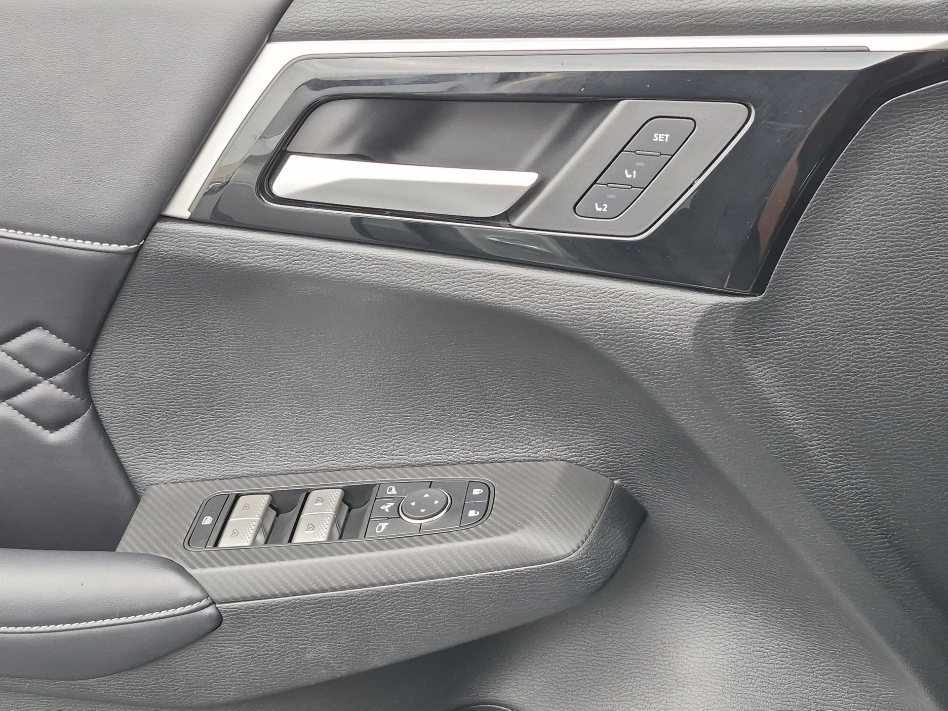 2024 Mitsubishi Outlander SEL Black Edition S-AWC
