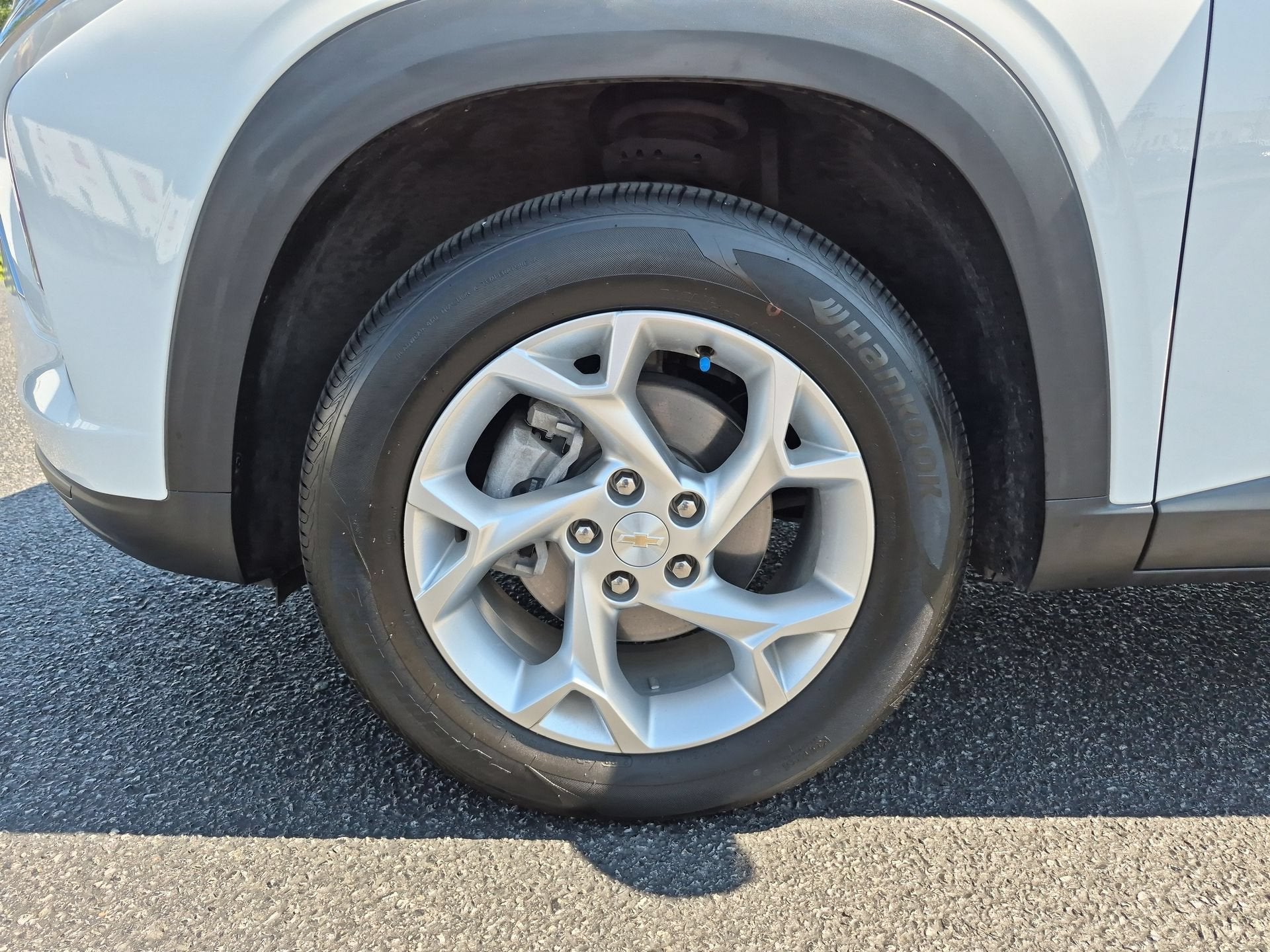 2024 Chevrolet Trax LS - Photo 32