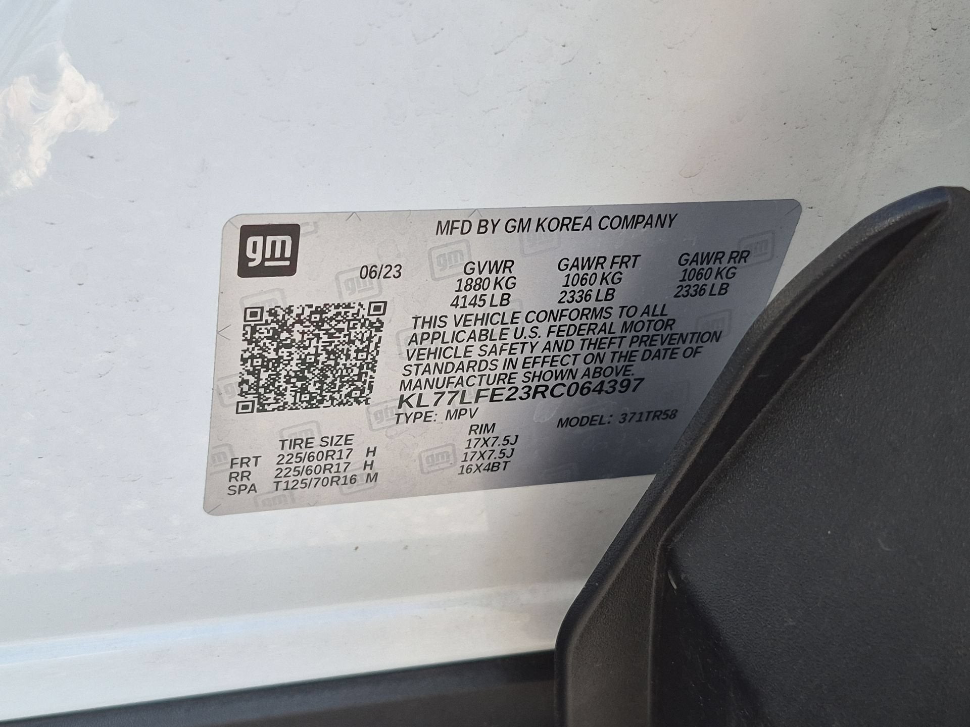 2024 Chevrolet Trax LS - Photo 33