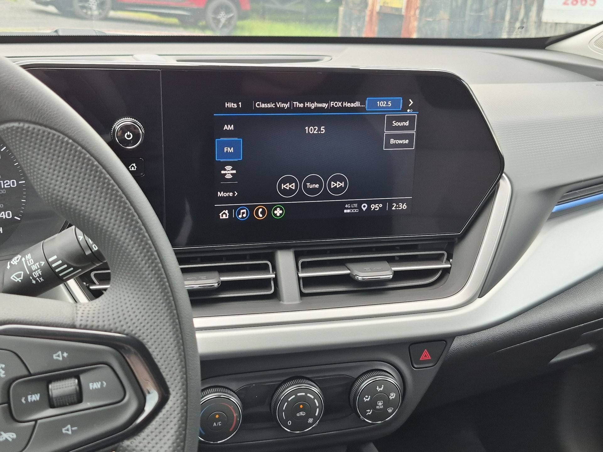 2026 Chevrolet Trax LS SUV FWD