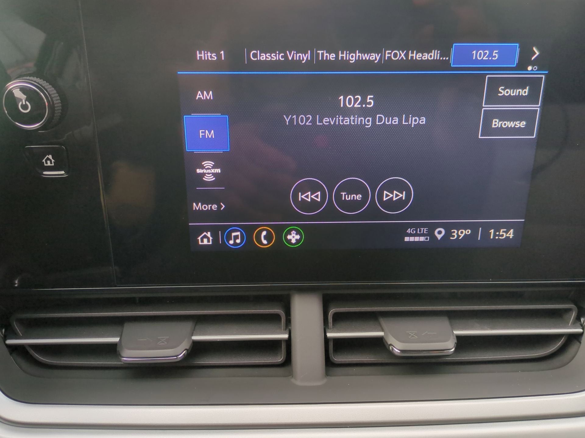 2026 Chevrolet Trax LS SUV FWD