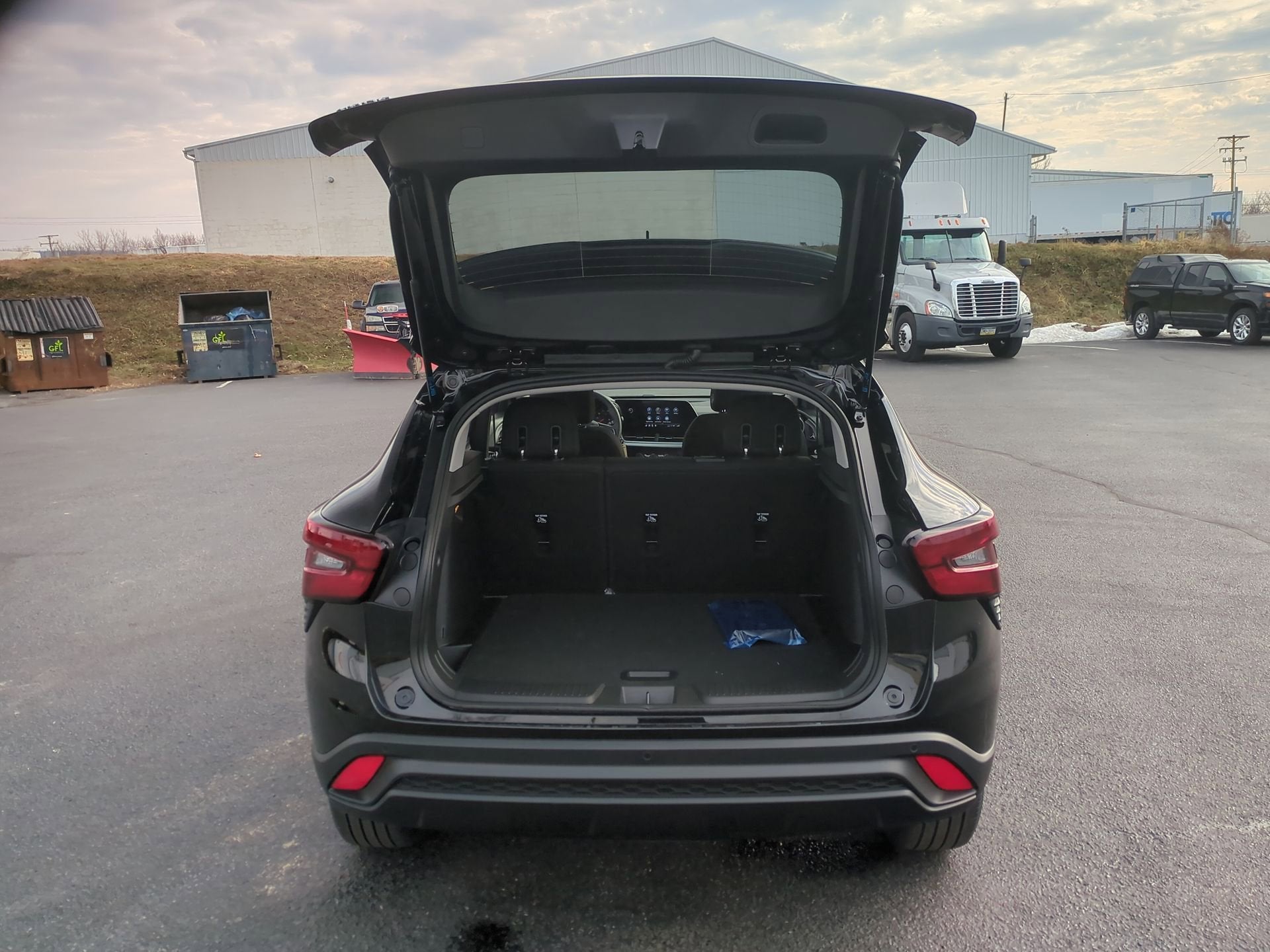 2026 Chevrolet Trax LS SUV FWD