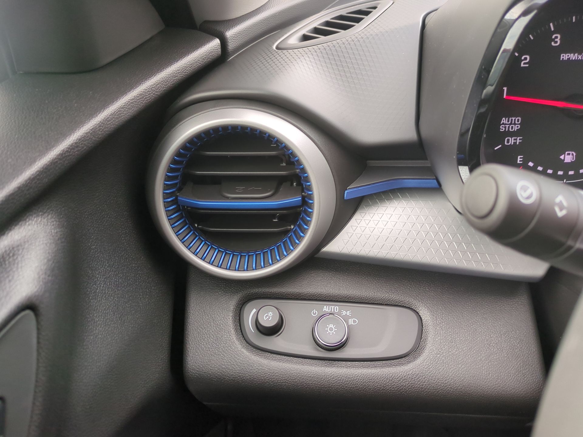 2026 Chevrolet Trax LS SUV FWD