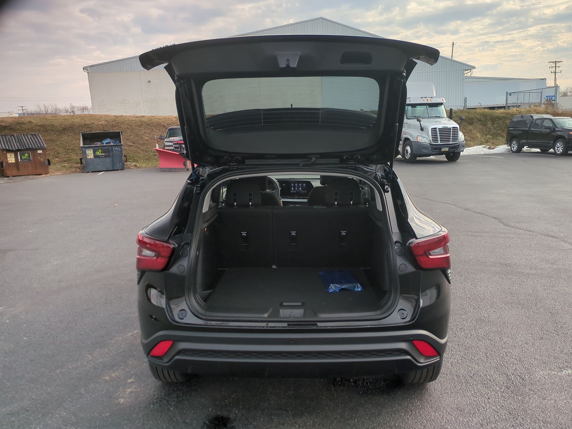 2026 Chevrolet Trax LS SUV FWD