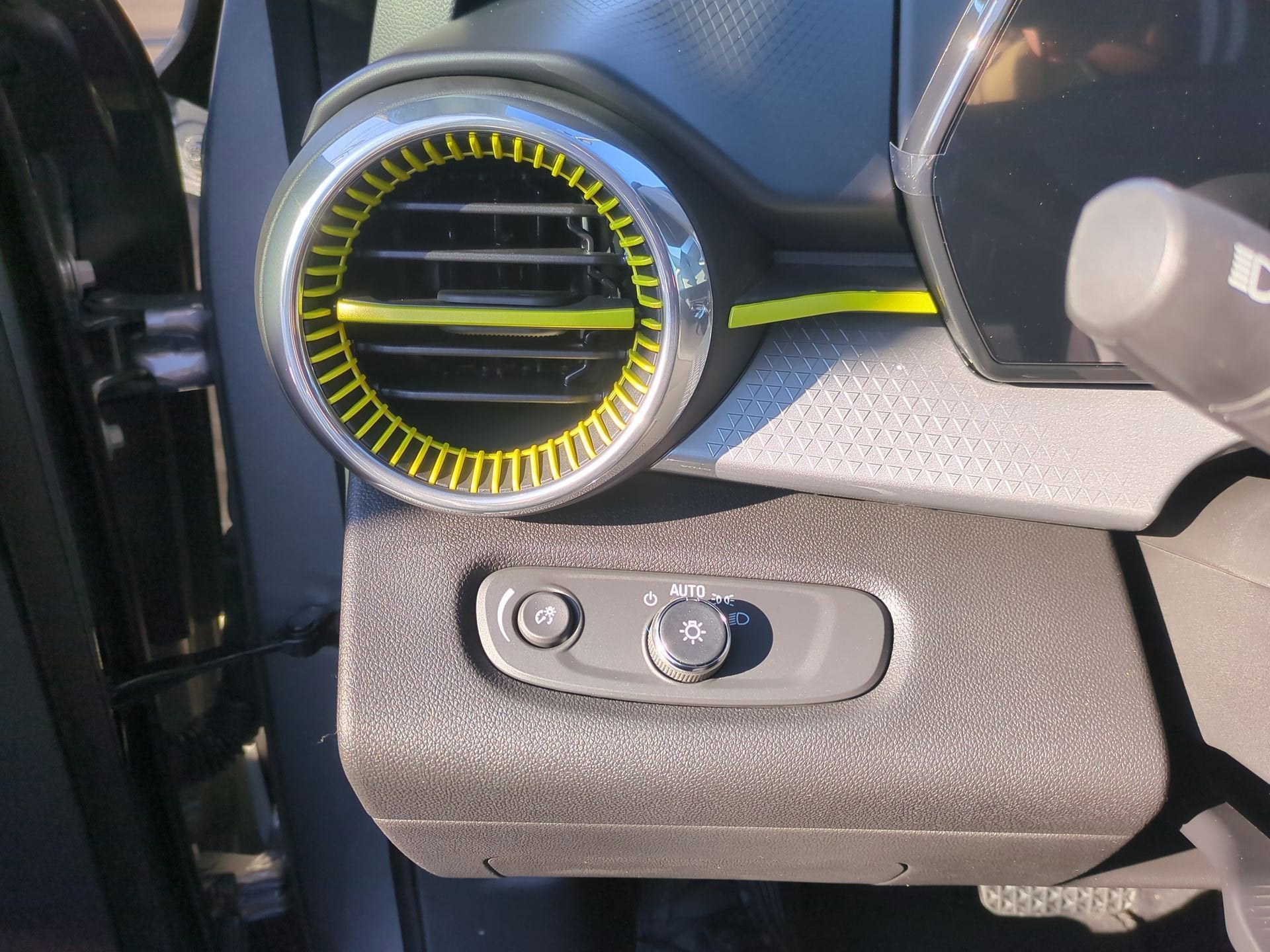 2026 Chevrolet Trax LT SUV FWD