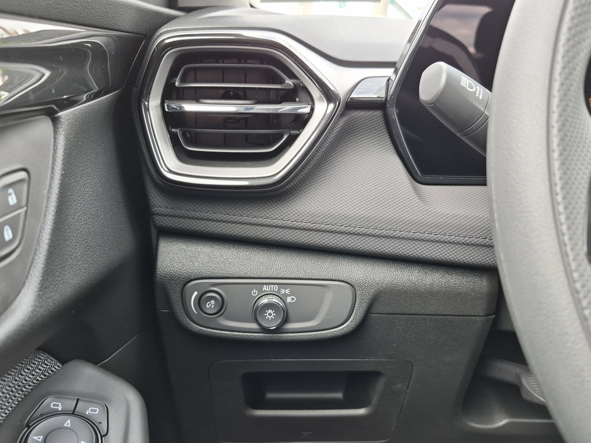 2026 Chevrolet Trailblazer LS SUV AWD