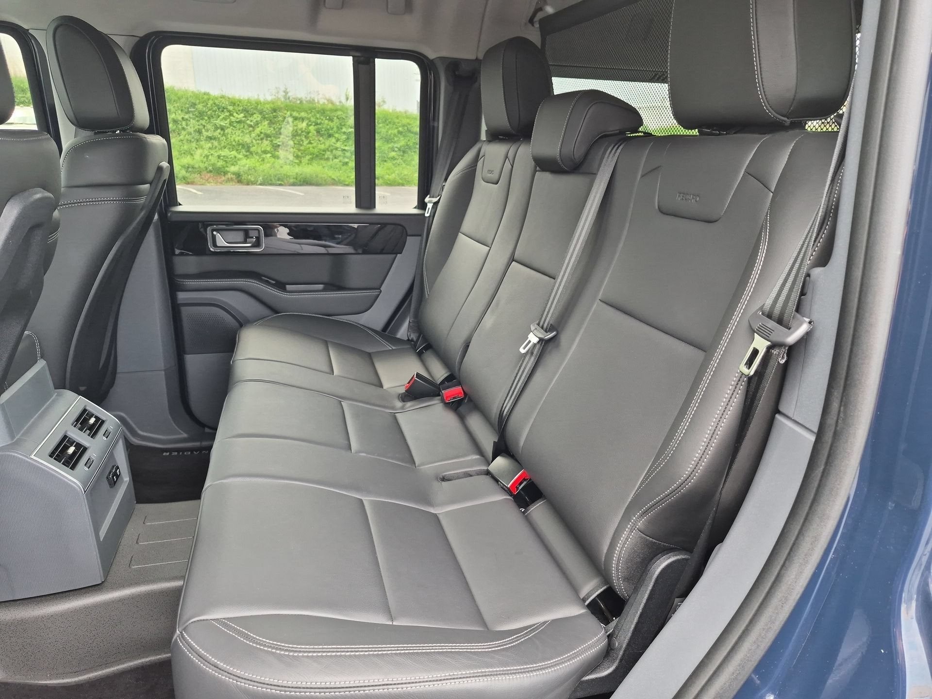 2024 INEOS Grenadier Station Wagon Base