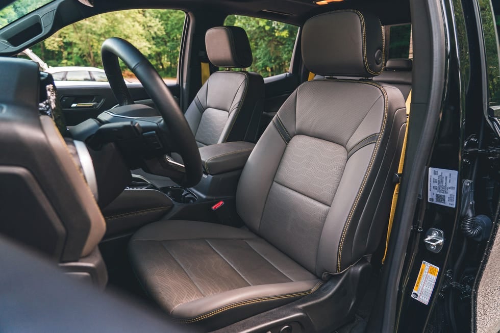 Inside the 2026 Chevy Colorado: Thoughtful Design for Drivers and Passengers