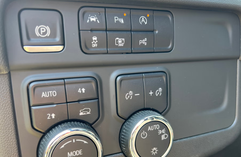 2026Chevrolet Equinox Exterior Side View